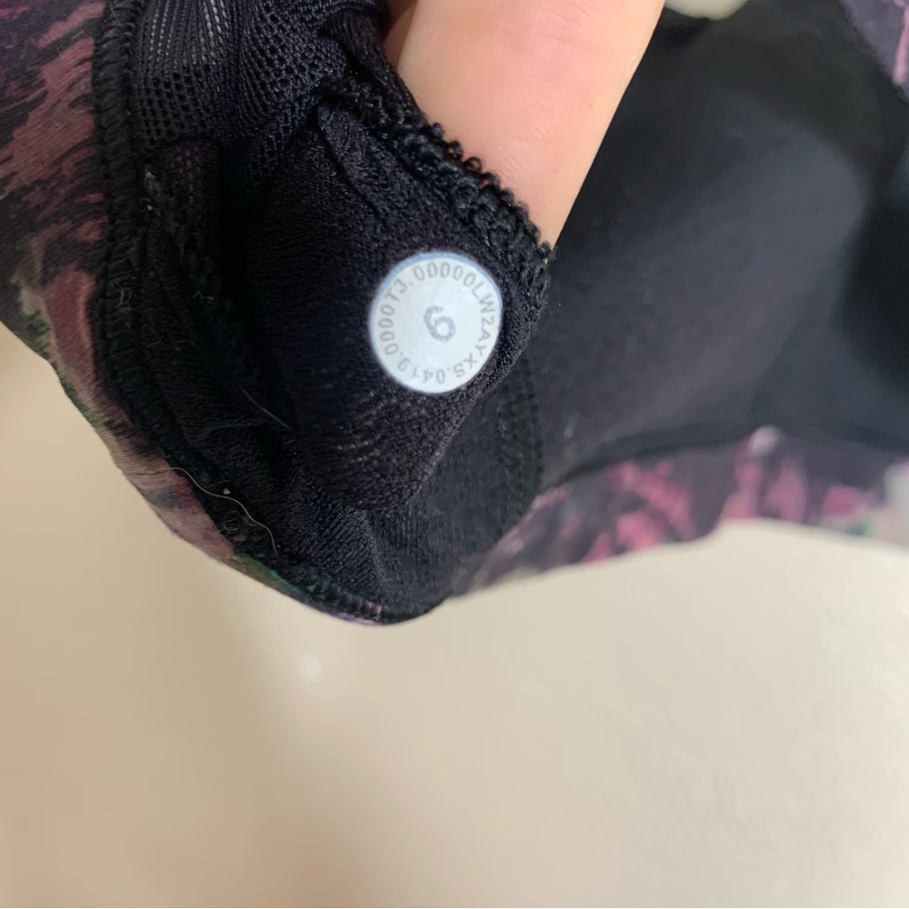 Lululemon Energy sport Bra Floral Illusion Antique White Multi‎ - Picture 6 of 6